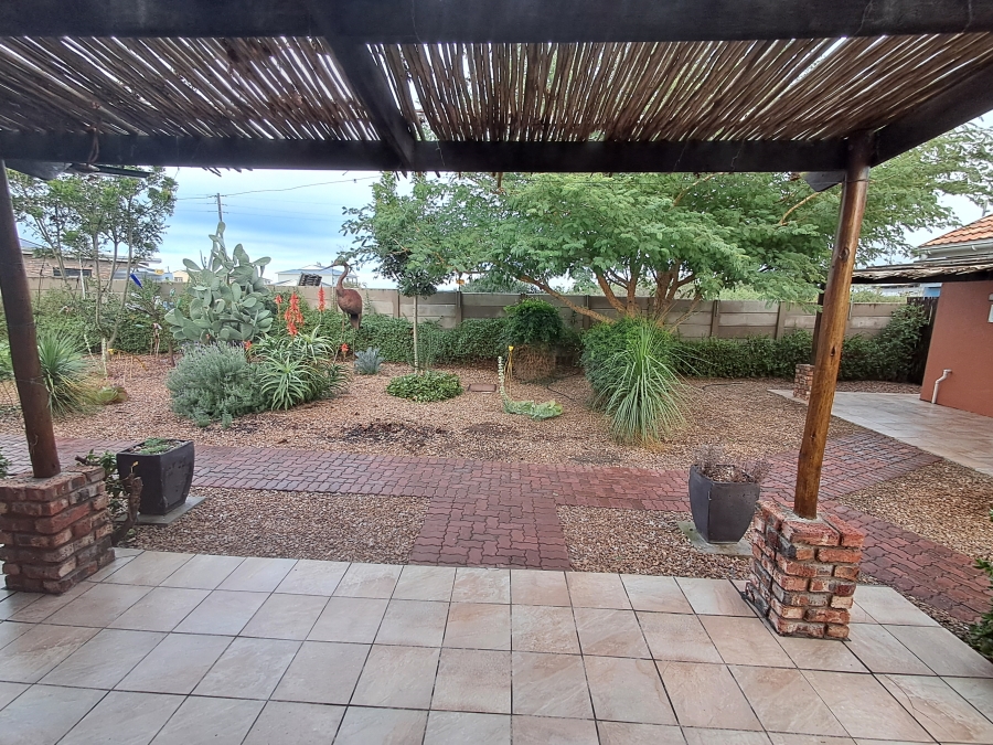 8 Bedroom Property for Sale in Colchester Eastern Cape